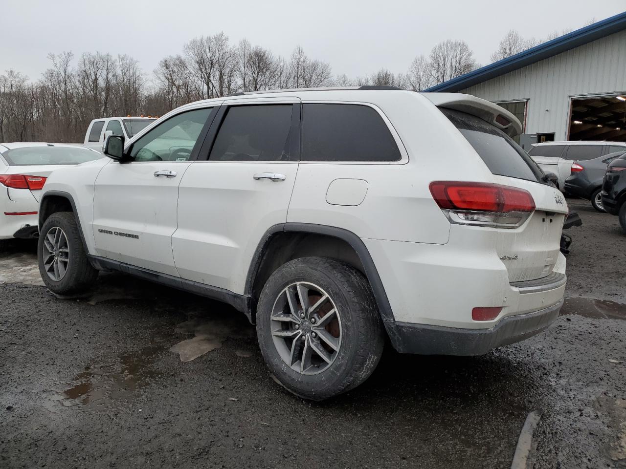2020 Jeep Grand Cherokee - Image 2