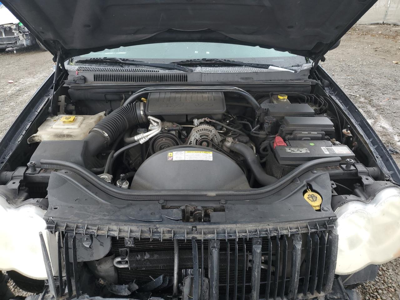 2008 Jeep Grand Cherokee - Image 13