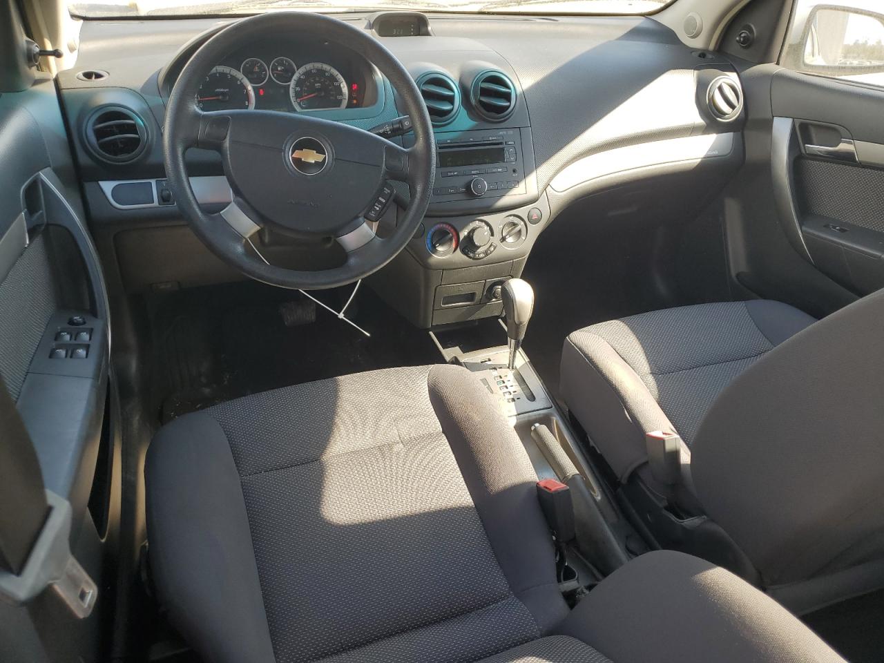 2008 Chevrolet Aveo - Image 8