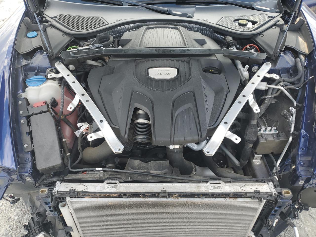 2020 Porsche Panamera Base VIN: WP0AA2A79LL102375 Lot: 63498895
