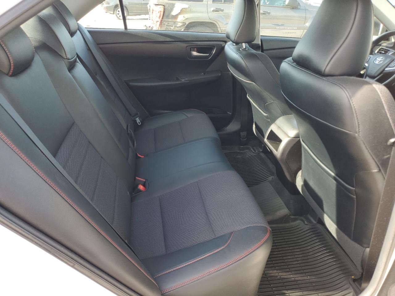 2016 Toyota Camry - Image 10