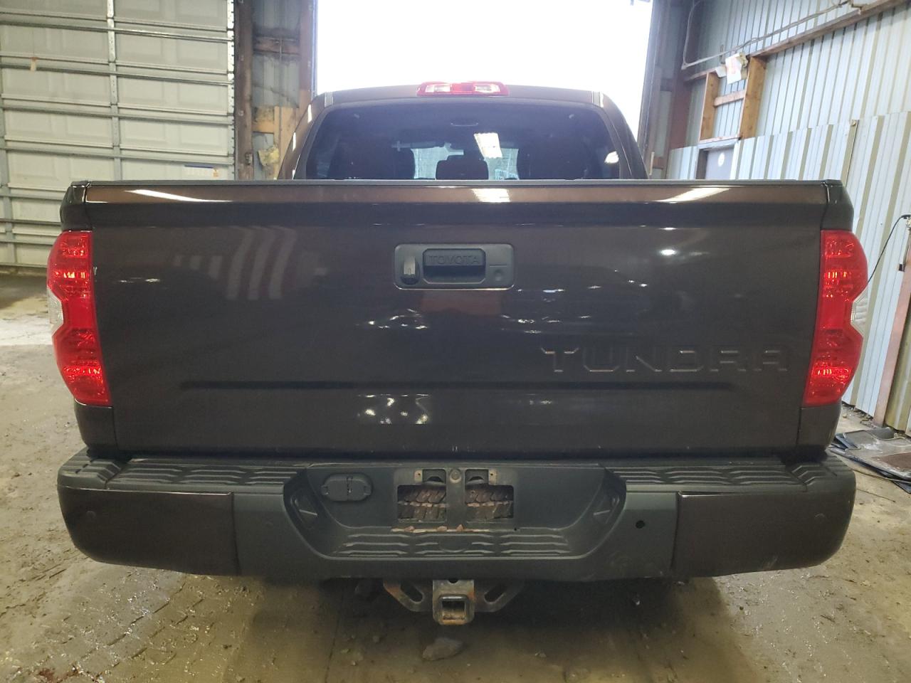 2018 Toyota Tundra - Image 6
