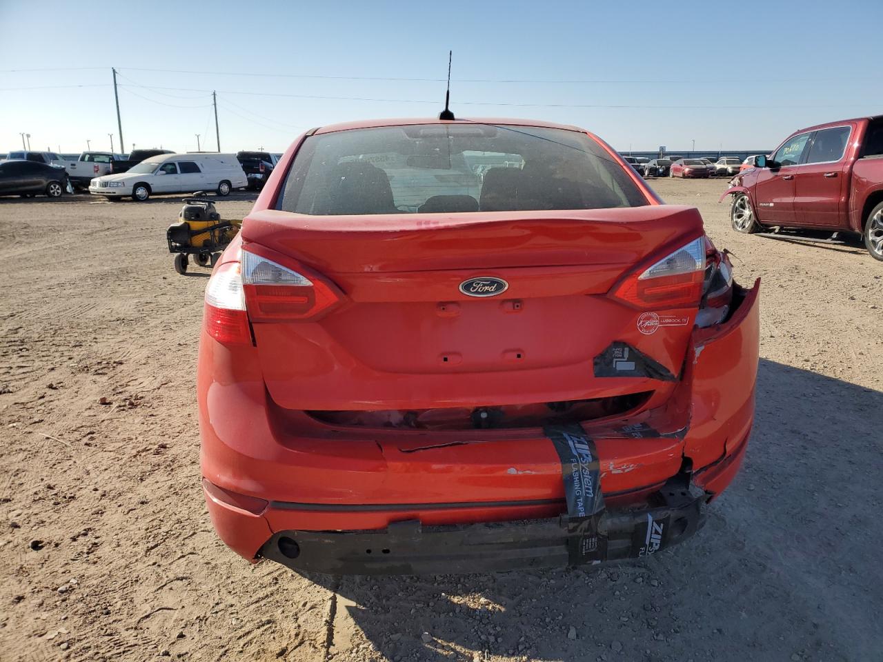 2015 Ford Fiesta - Image 6
