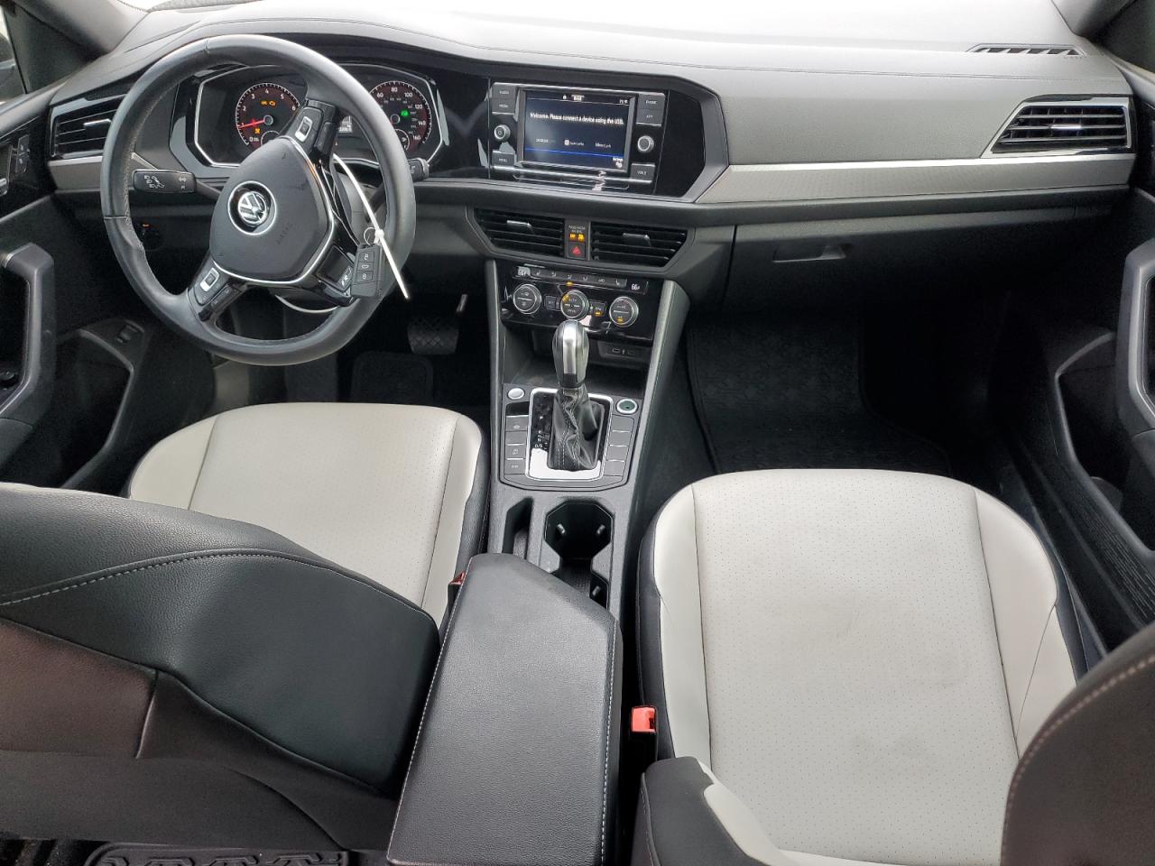 2020 Volkswagen Jetta - Image 8