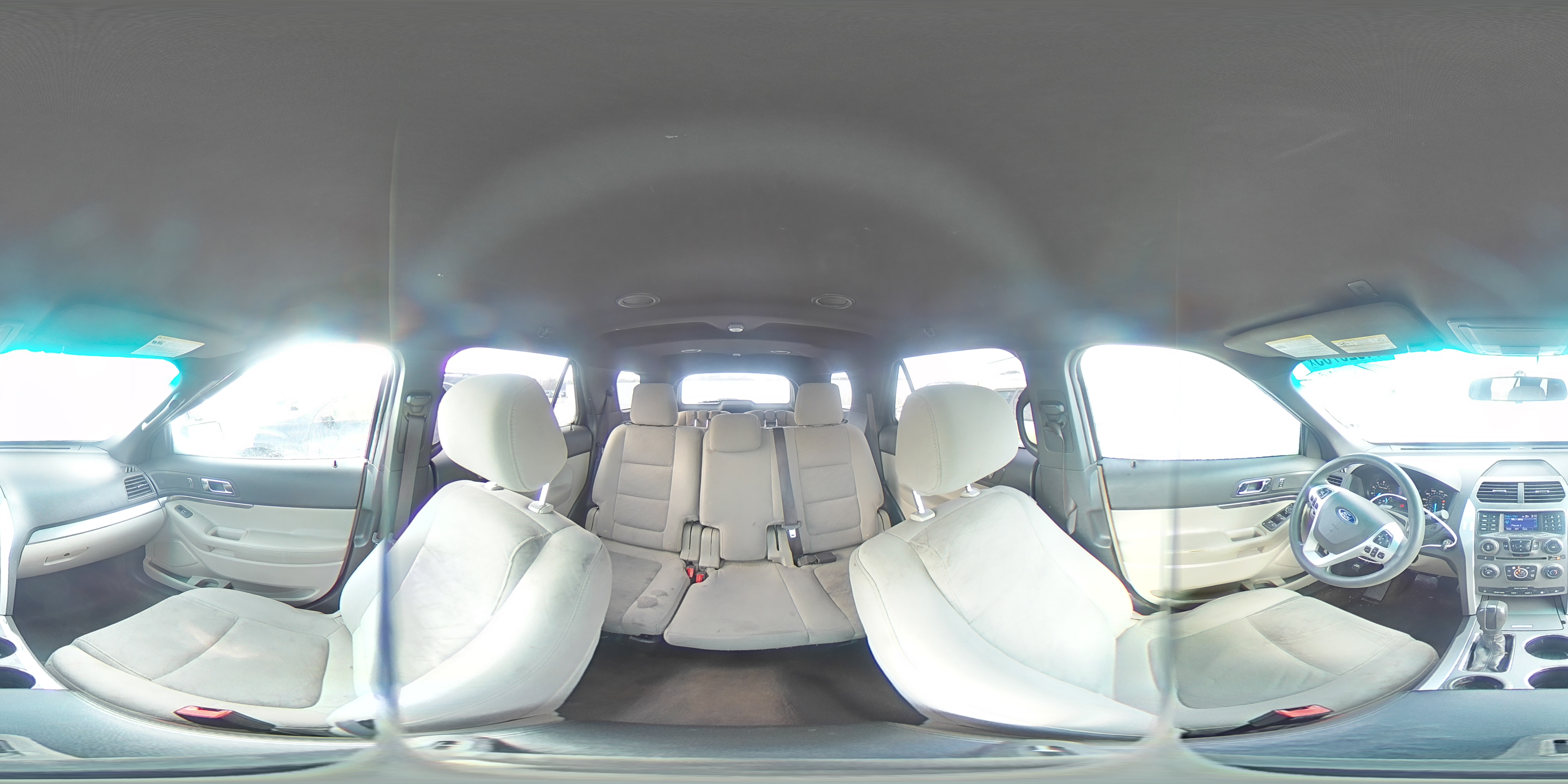 2014 Ford Explorer - Image 15