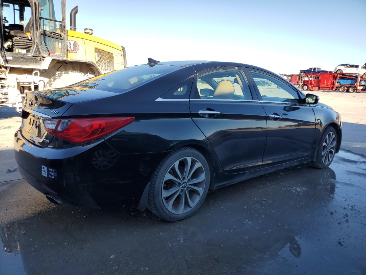 2013 Hyundai Sonata - Image 3
