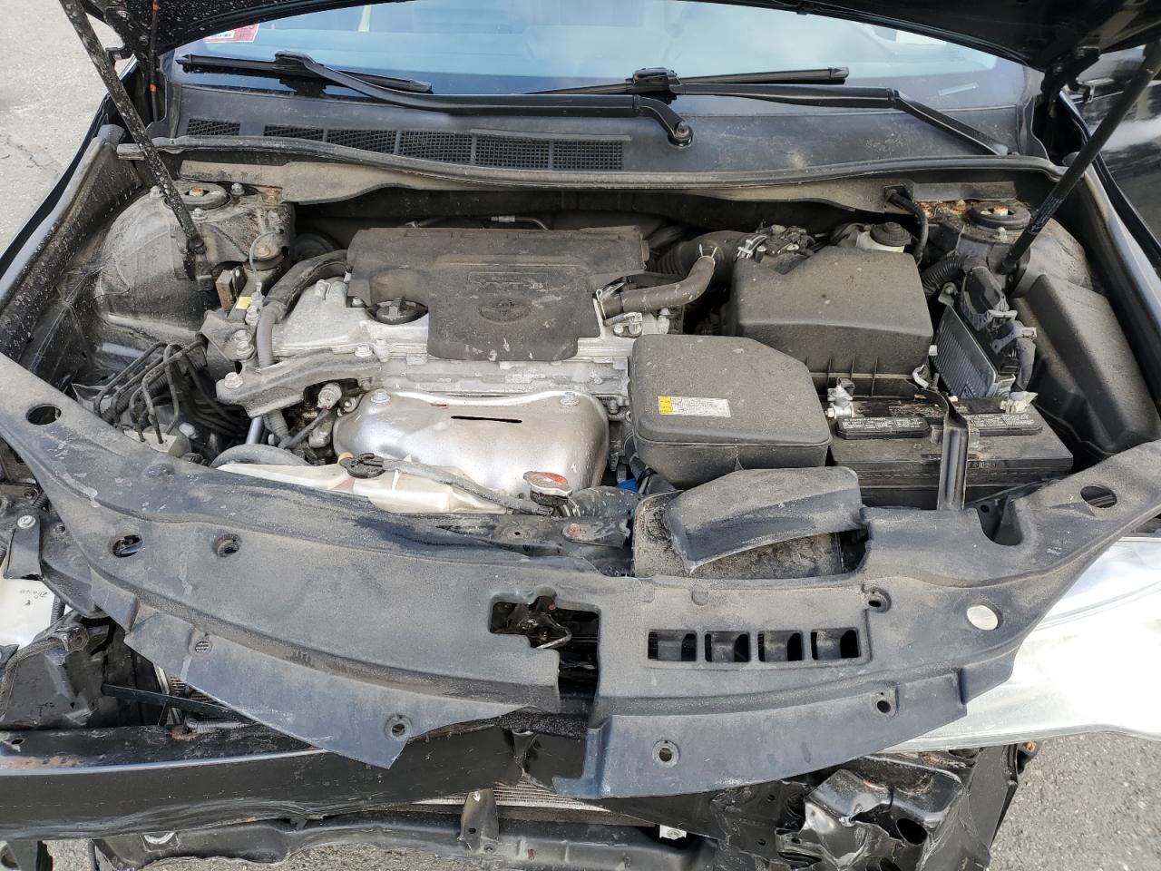 2016 Toyota Camry - Image 13
