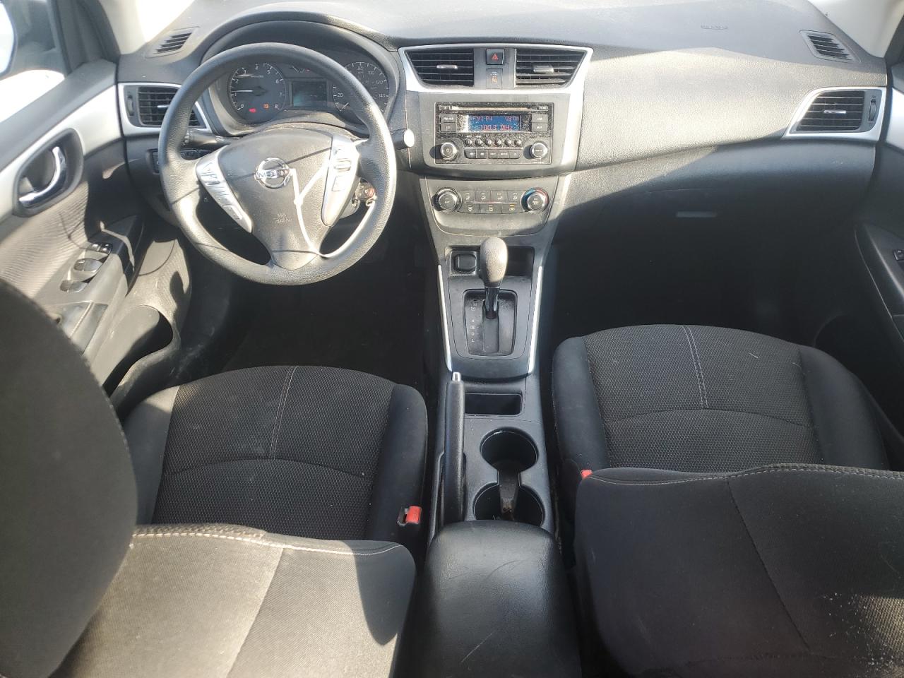 2016 Nissan Sentra - Image 8