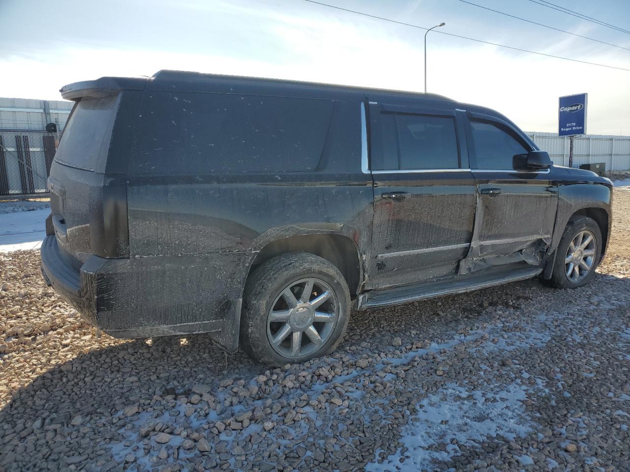 2016 GMC Yukon - Image 3