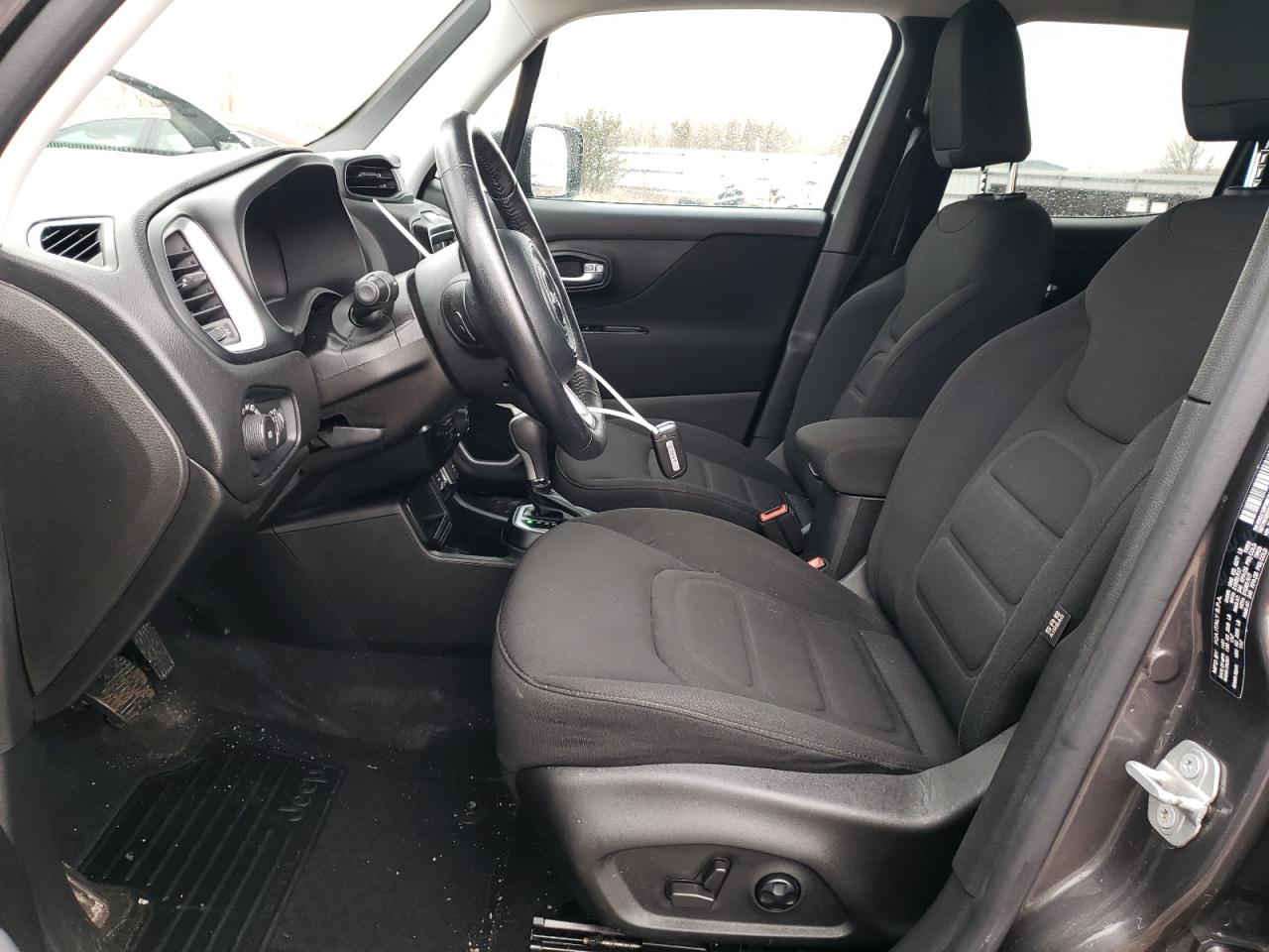 2021 Jeep Renegade - Image 7