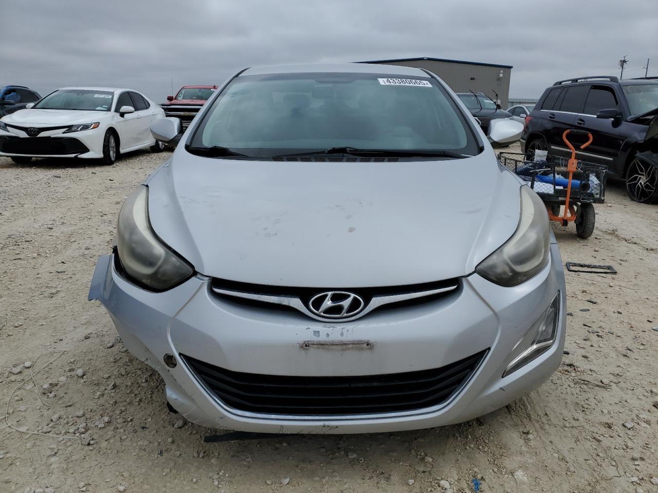 2014 Hyundai Elantra - Image 5