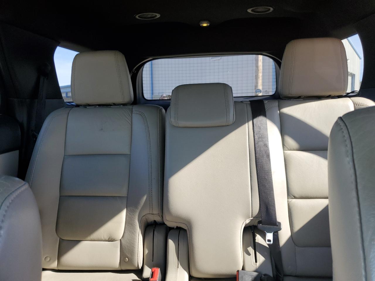 2014 Ford Explorer - Image 10