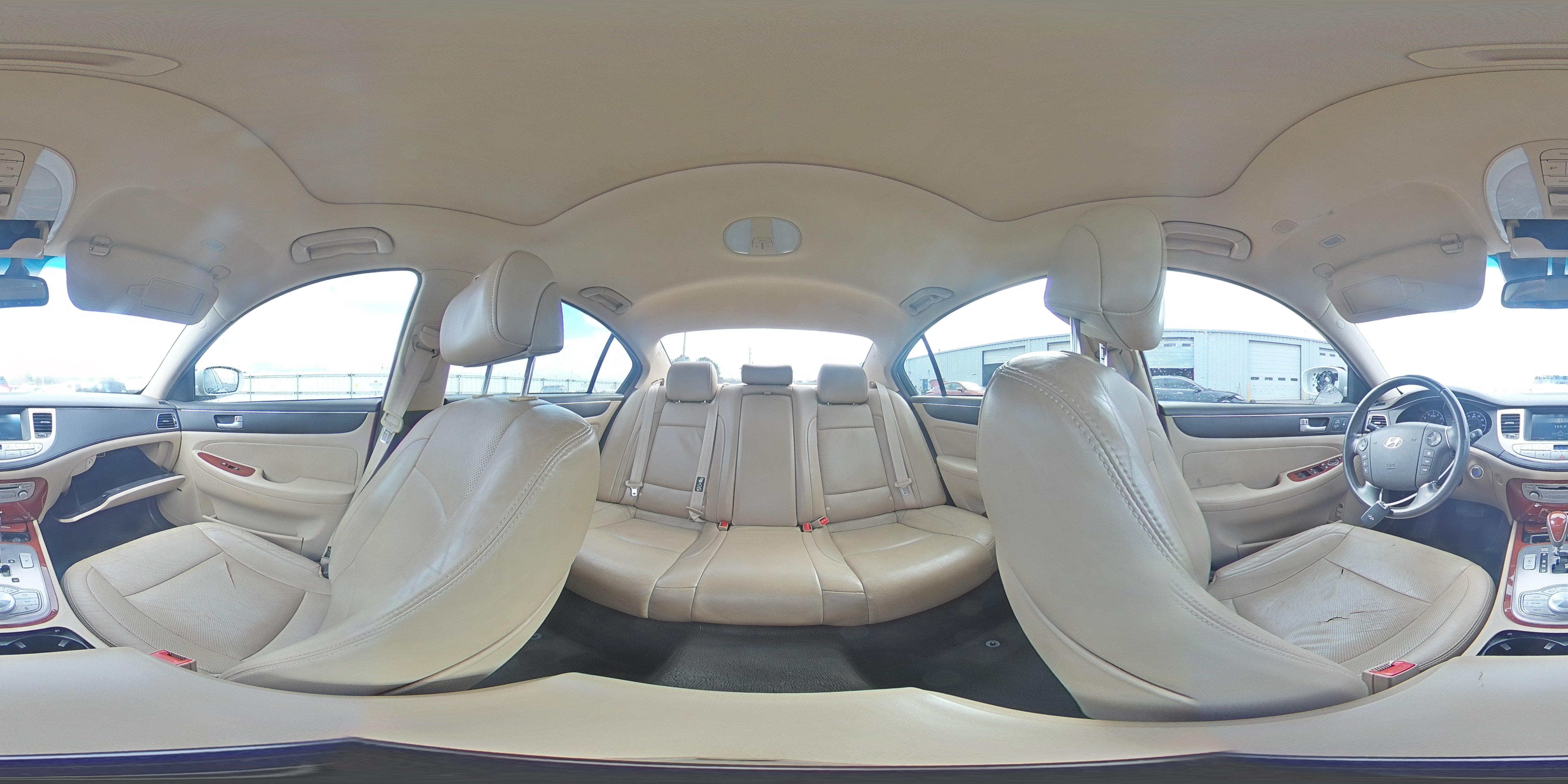 2013 Hyundai Genesis - Image 14
