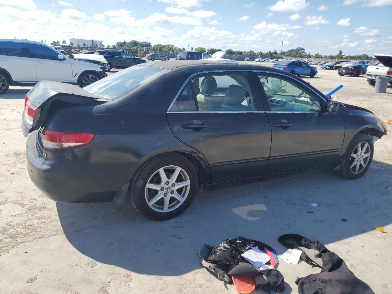 2003 Honda Accord - Image 3