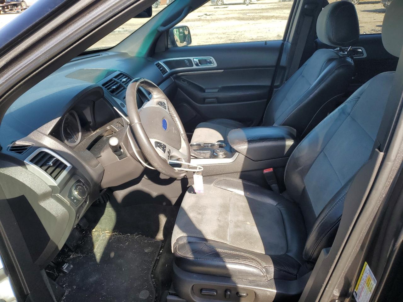 2015 Ford Explorer - Image 7