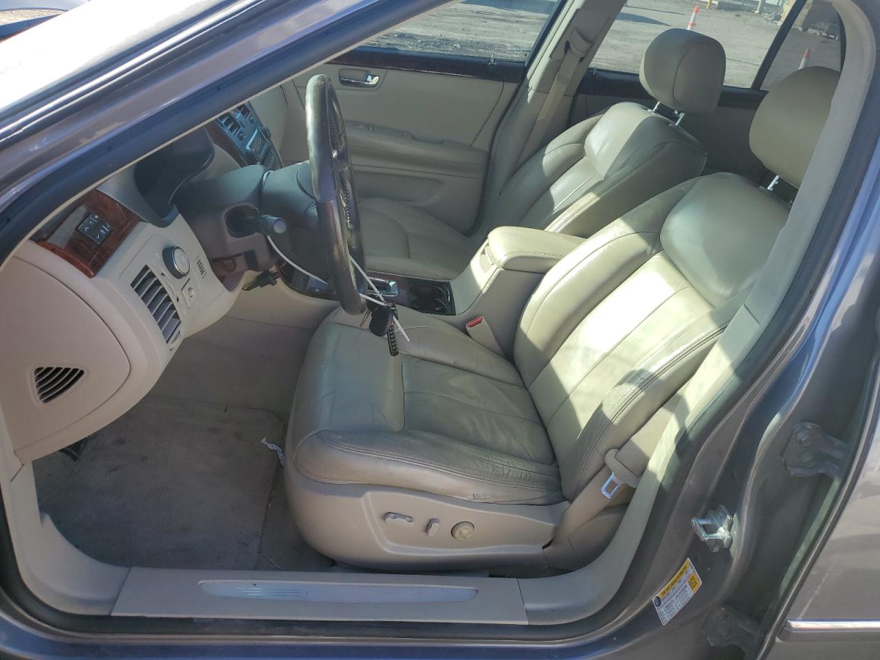 2007 Cadillac Dts VIN: 1G6KD57Y17U111359 Lot: 47091855