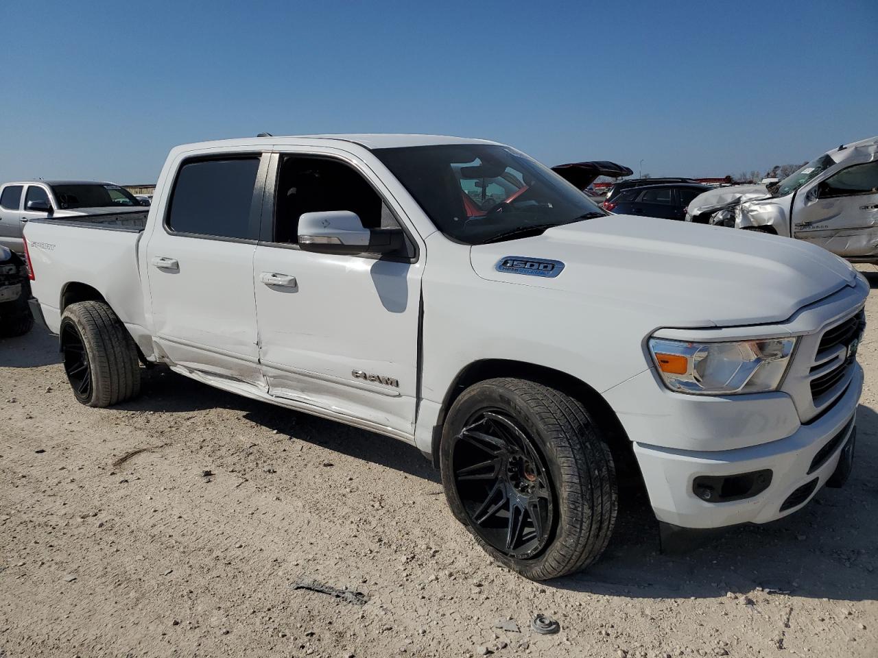 2021 RAM 1500 - Image 4