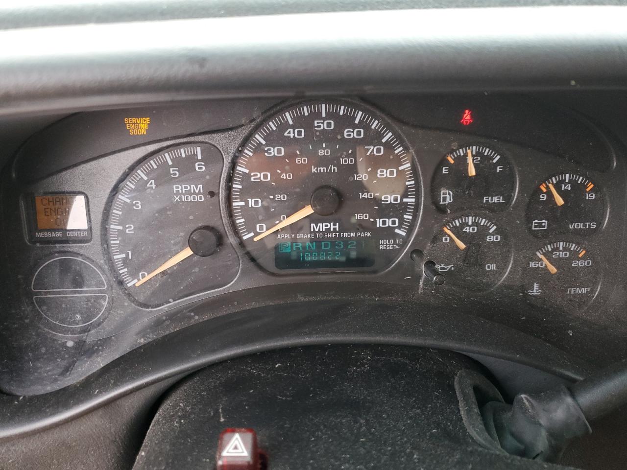 2002 Chevrolet Silverado - Image 9