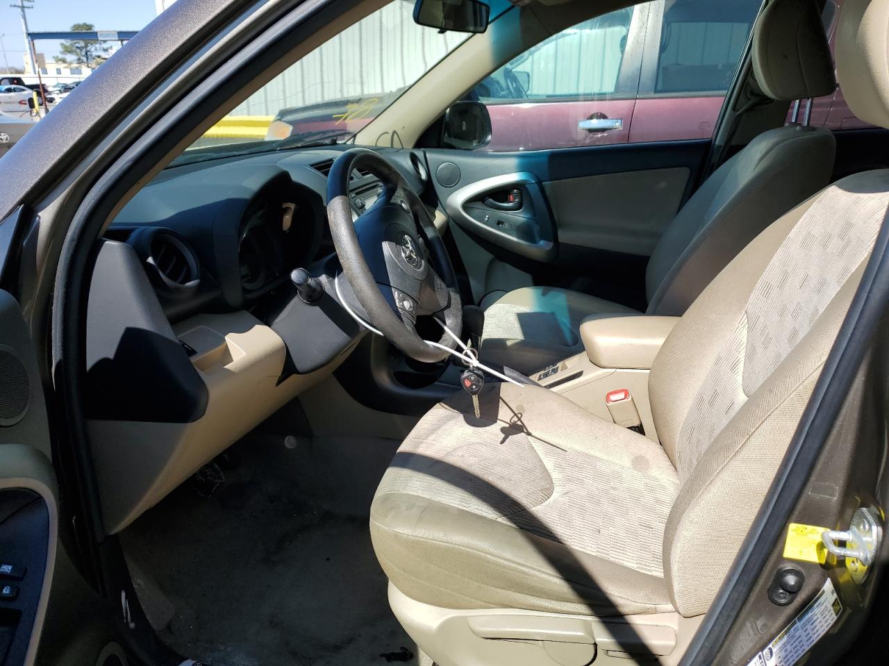 2012 Toyota RAV 4 - Image 7