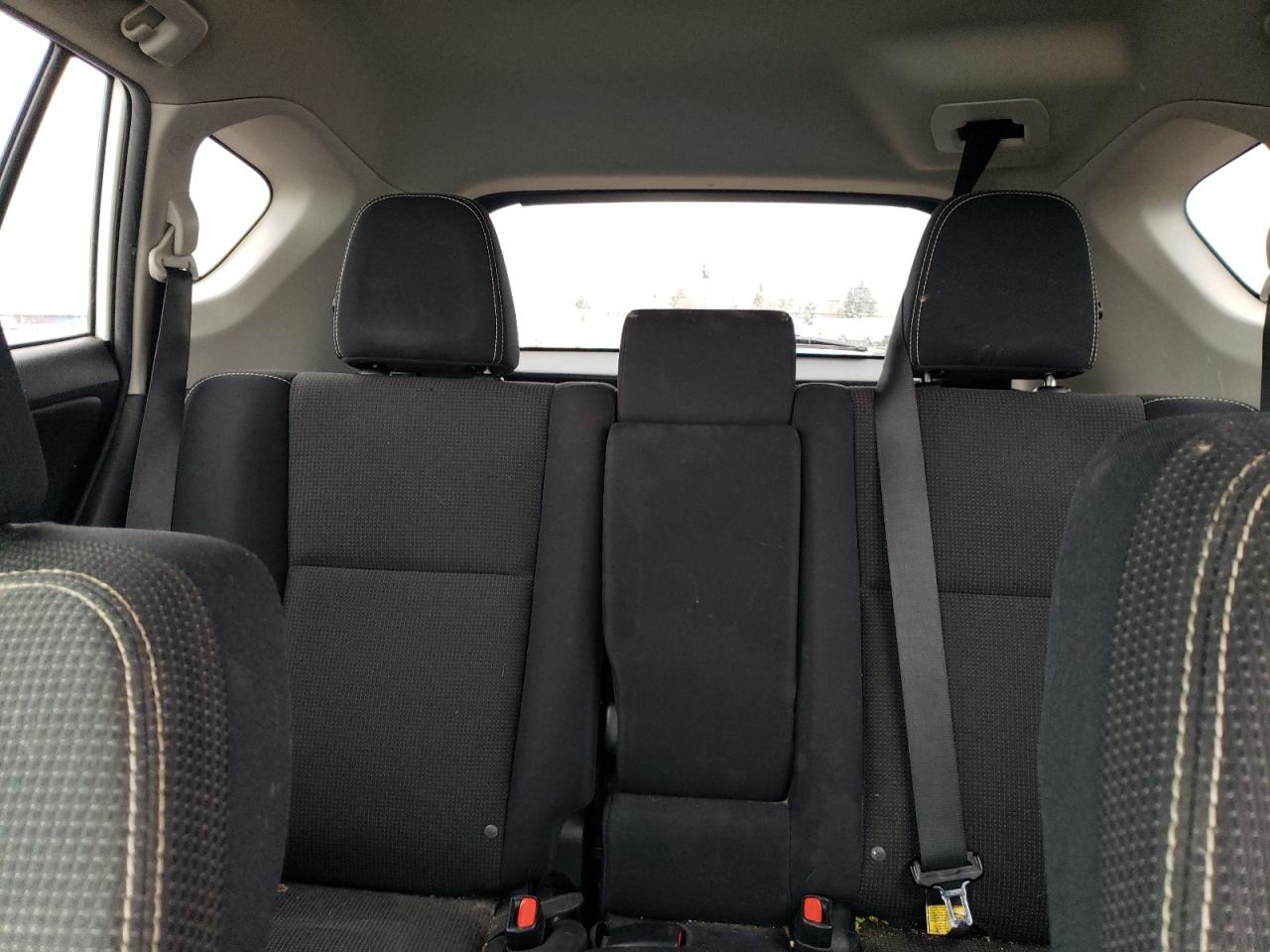 2016 Toyota RAV 4 - Image 10