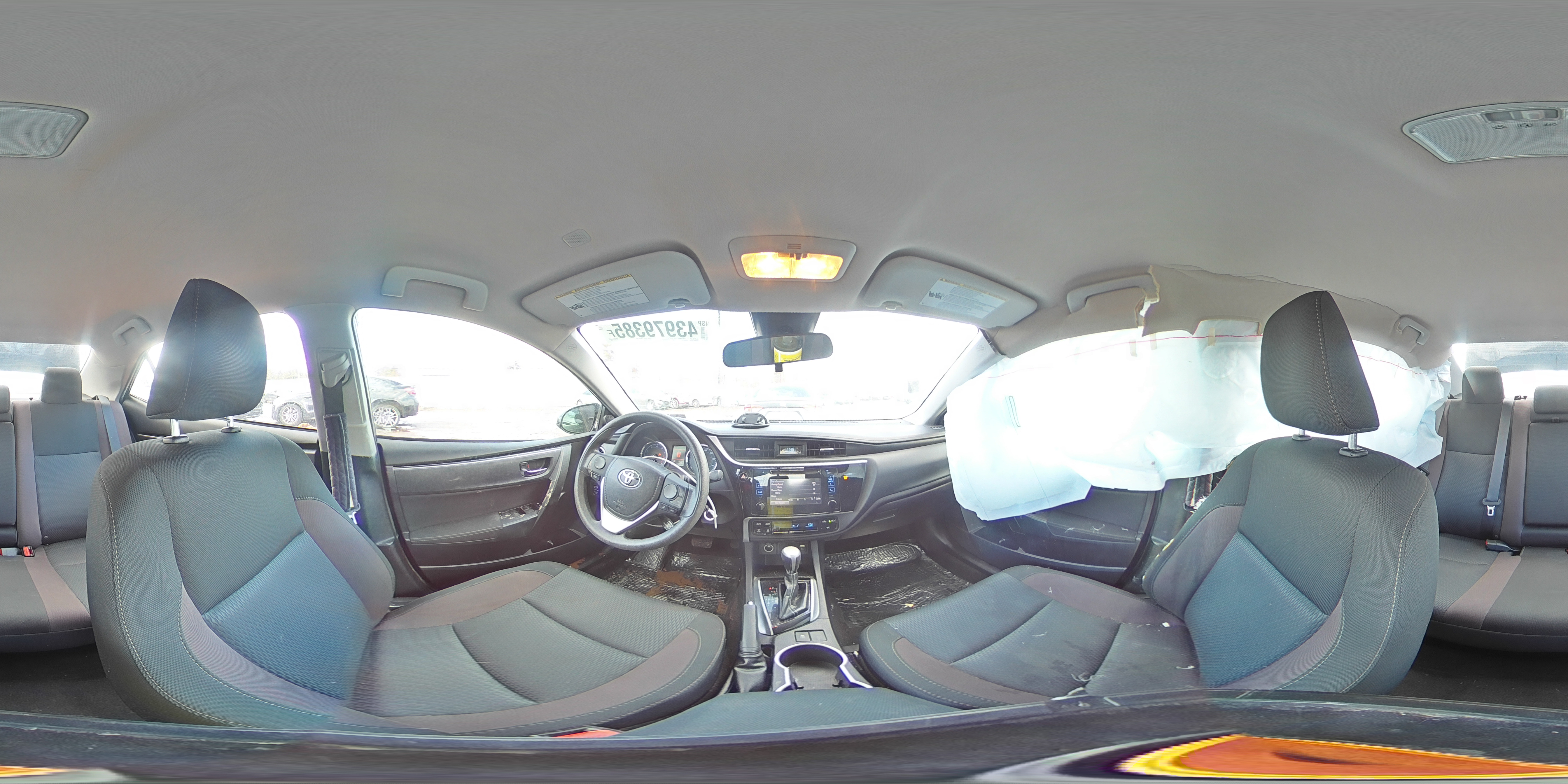 2019 Toyota Corolla - Image 13