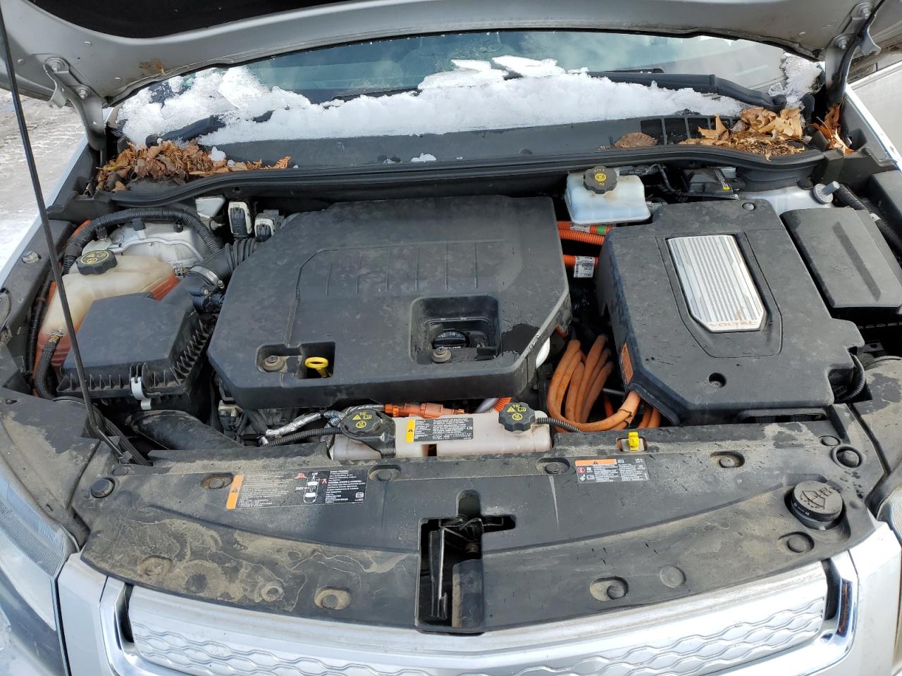 2014 Chevrolet Volt - Image 11