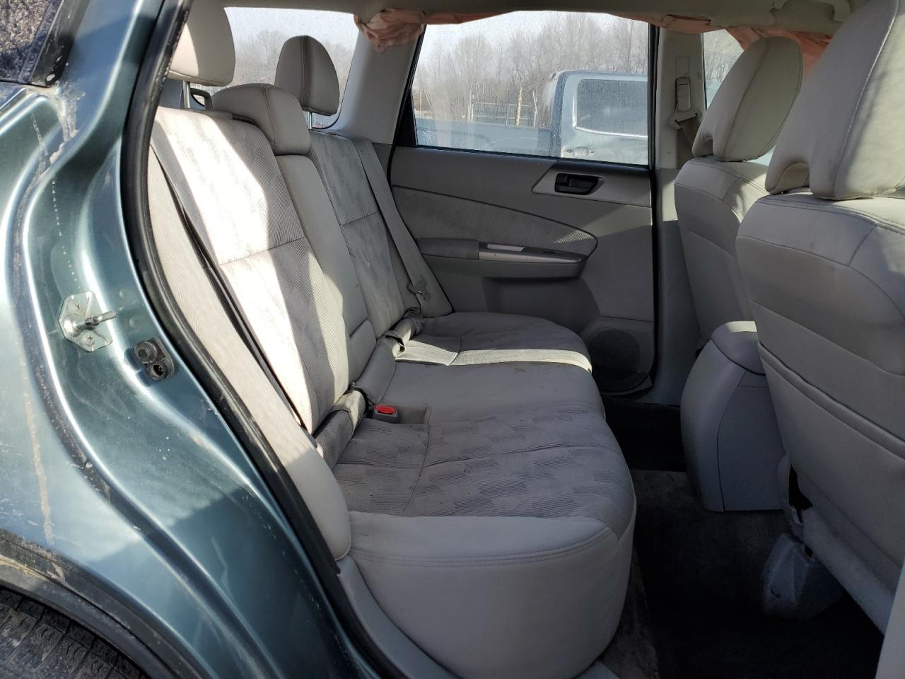 2010 Subaru Forester - Image 10