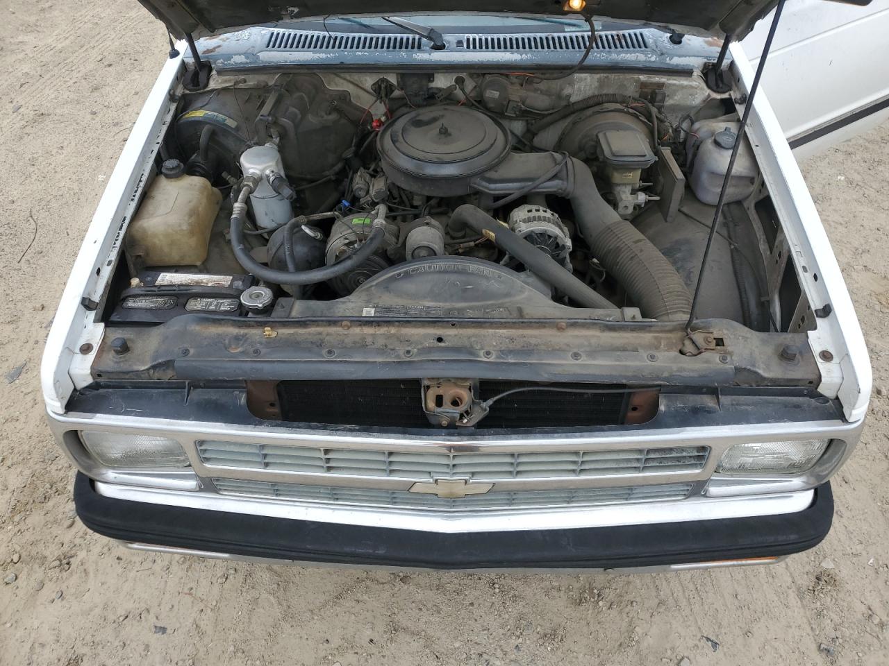 1992 Chevrolet S-10 Pickup - Image 12