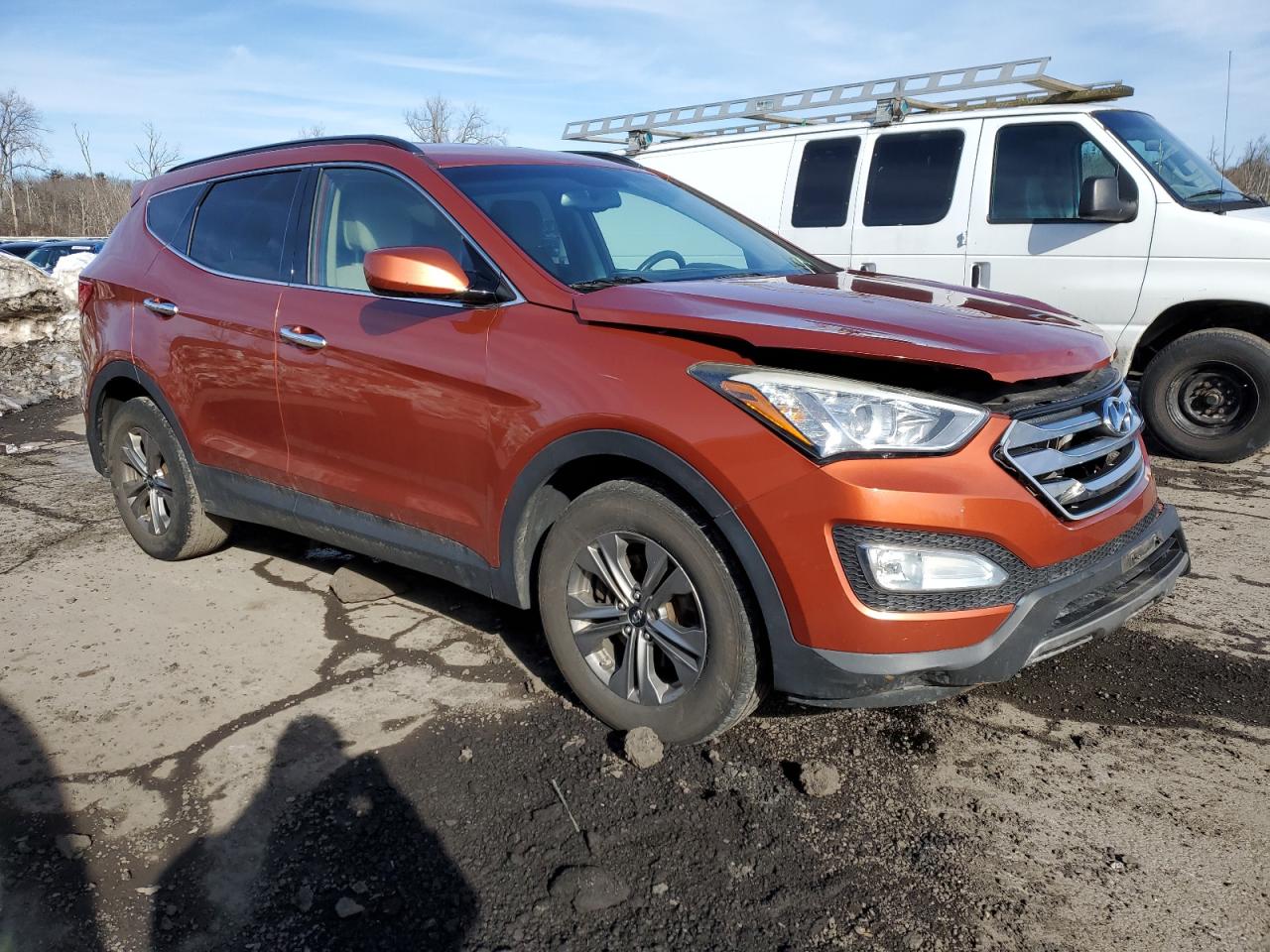 2016 Hyundai Santa Fe - Image 4