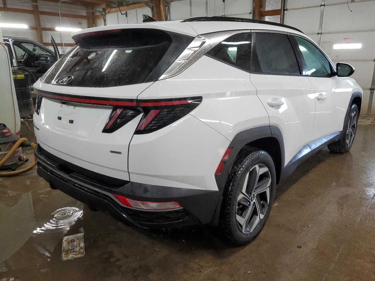 2023 Hyundai Tucson - Image 3