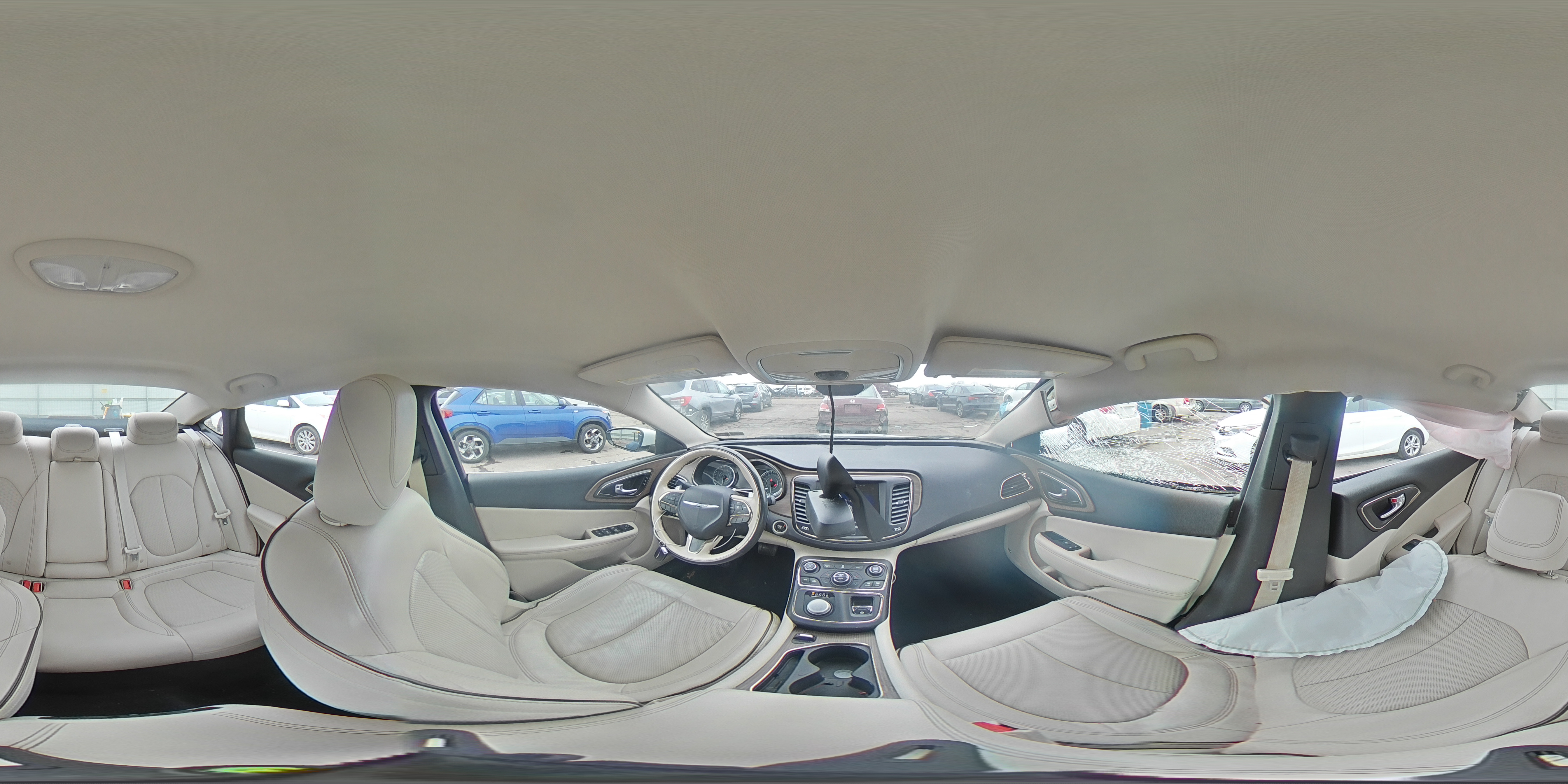 2015 Chrysler 200 - Image 12