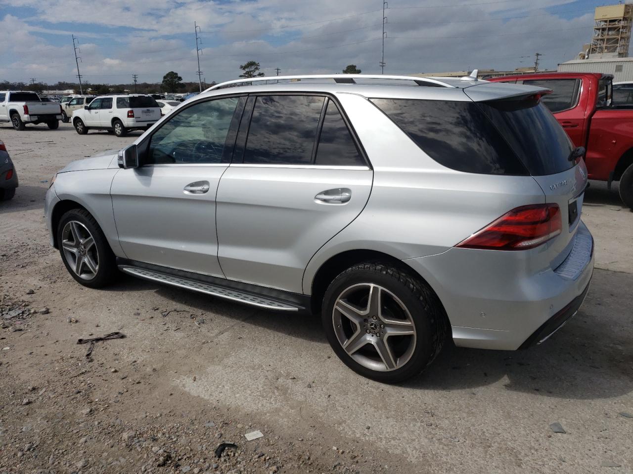 2018 Mercedes-Benz GLE - Image 2