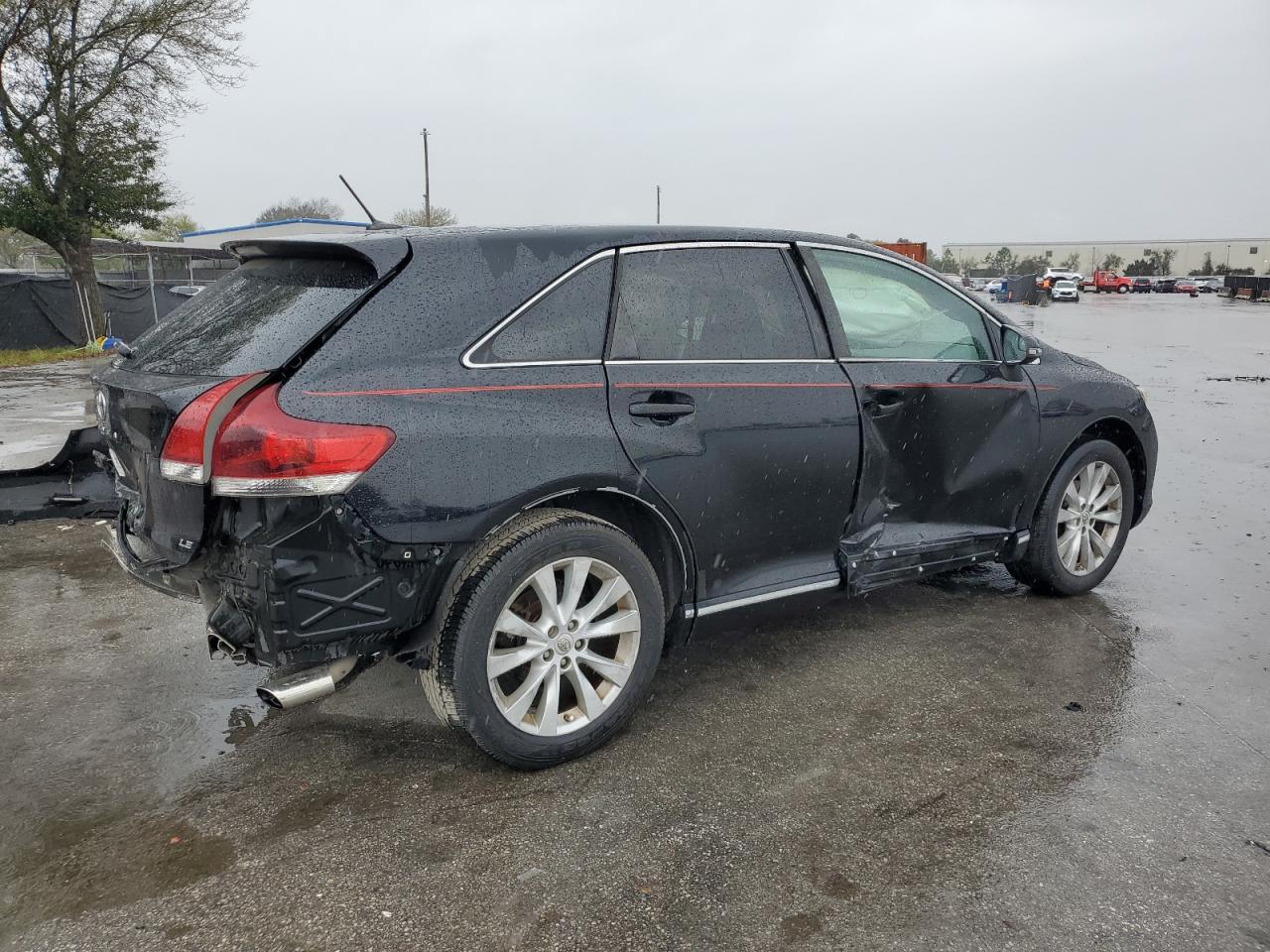 2013 Toyota Venza - Image 3