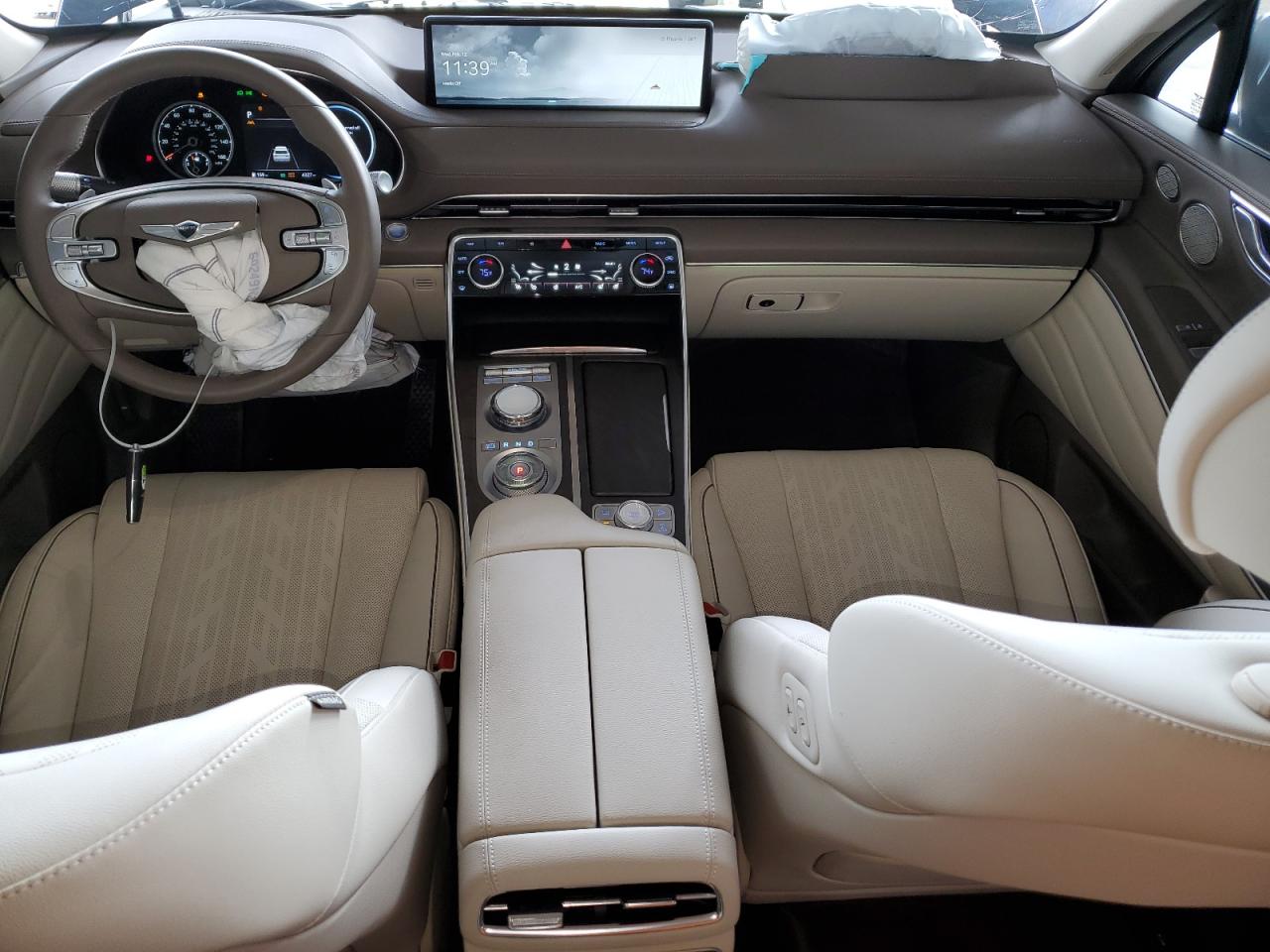 2024 Genesis GV80 - Image 8