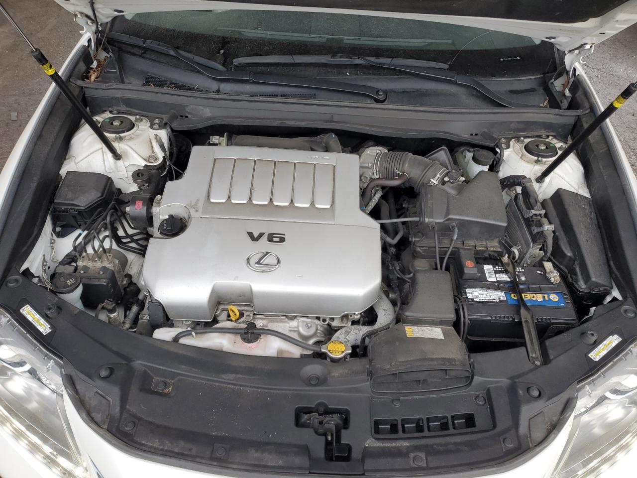 2015 Lexus ES - Image 11