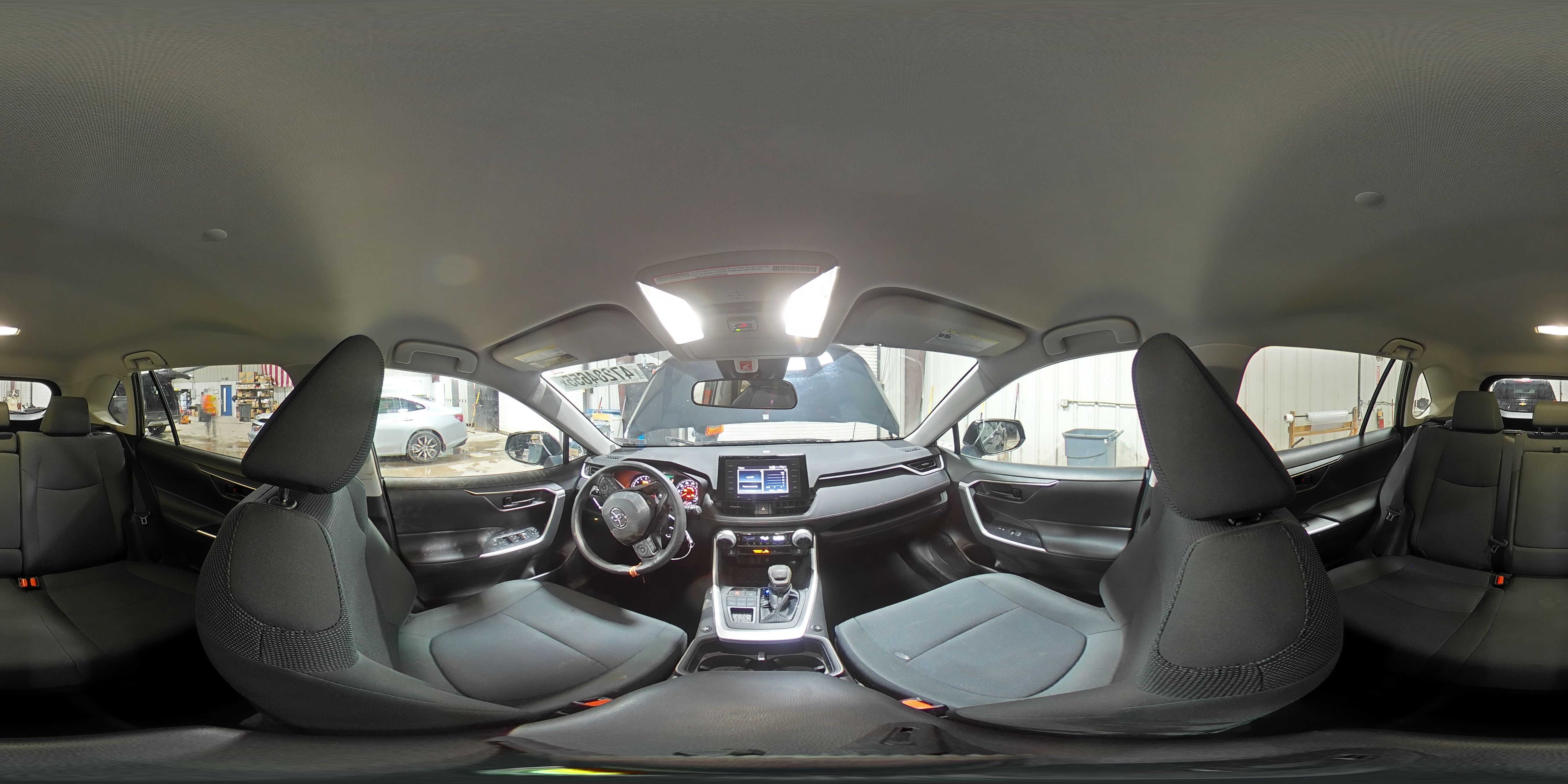 2022 Toyota RAV 4 - Image 15