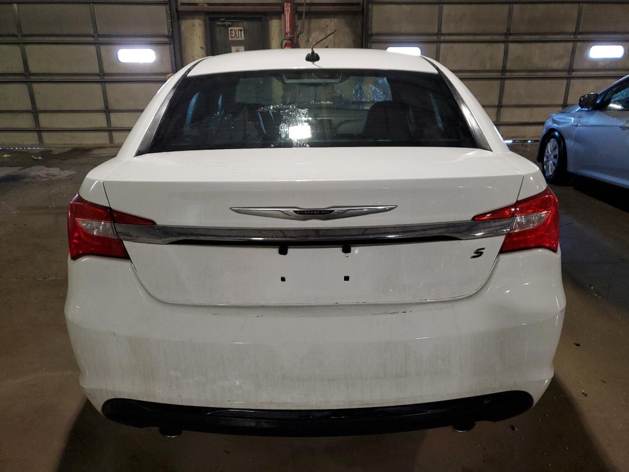 2011 Chrysler 200 - Image 6