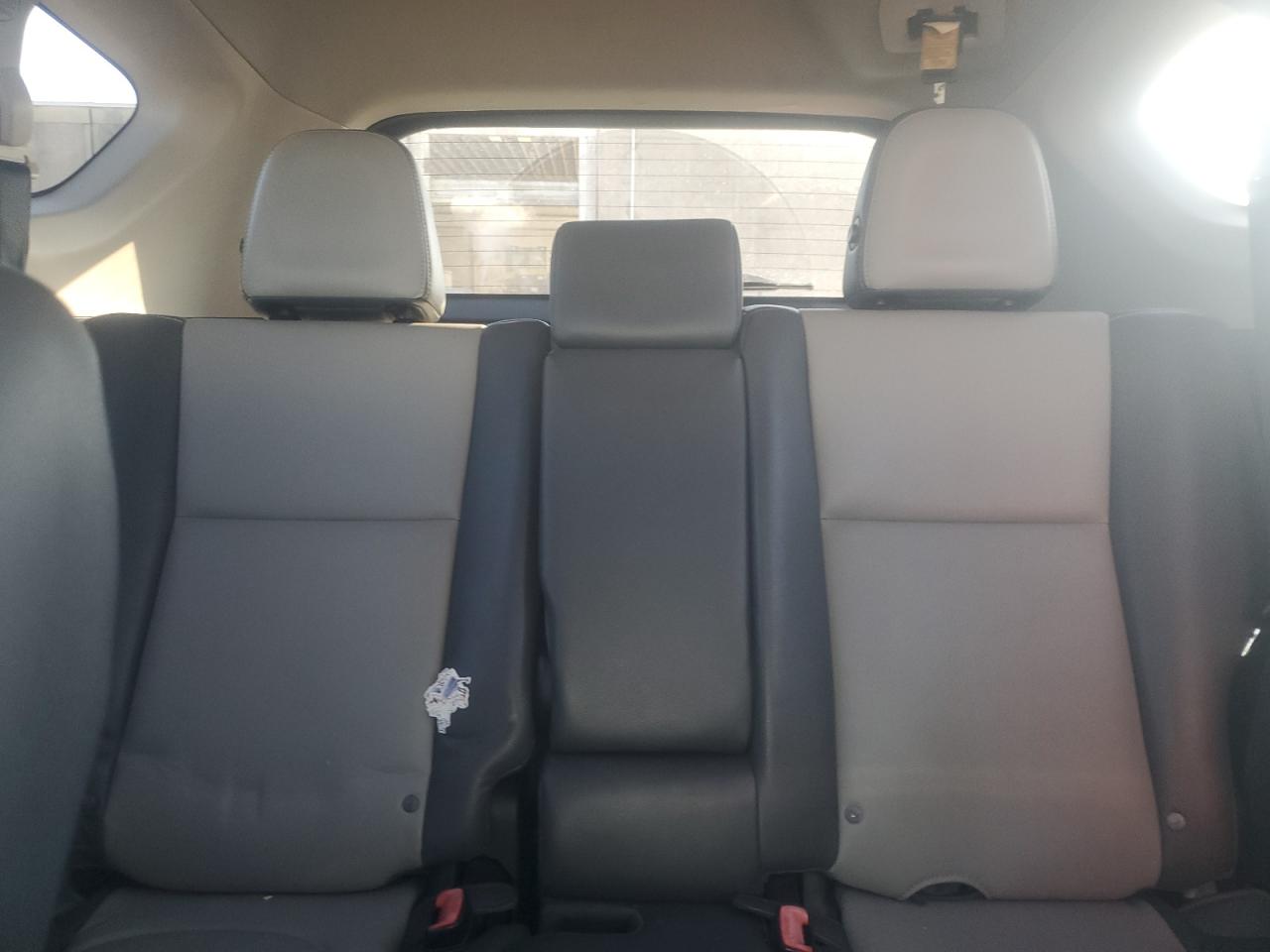 2013 Toyota RAV 4 - Image 10