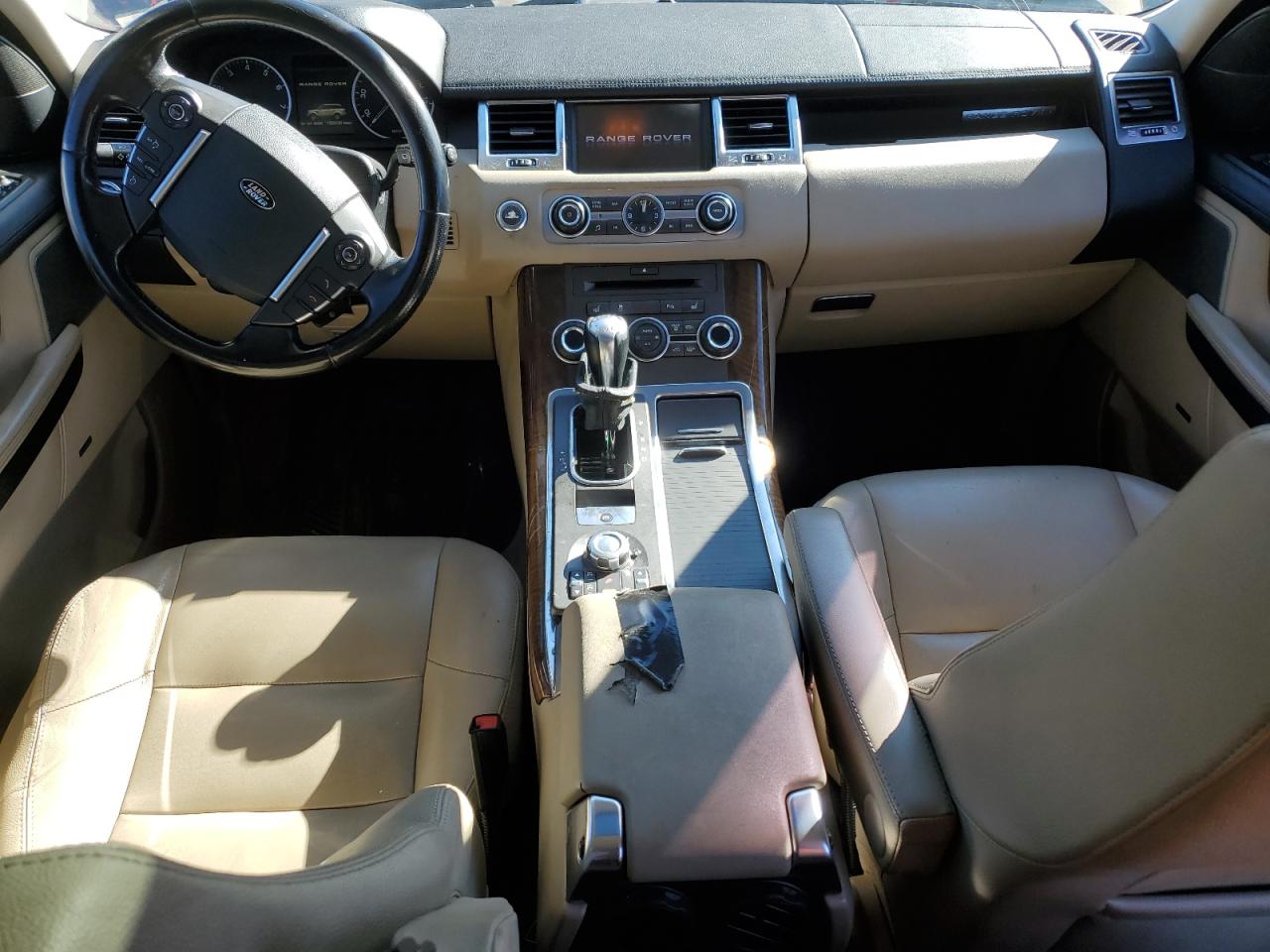 2011 Land Rover Range Rover - Image 8