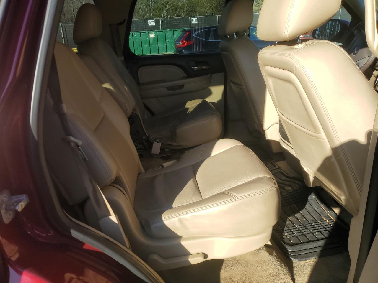 2011 GMC Yukon - Image 11