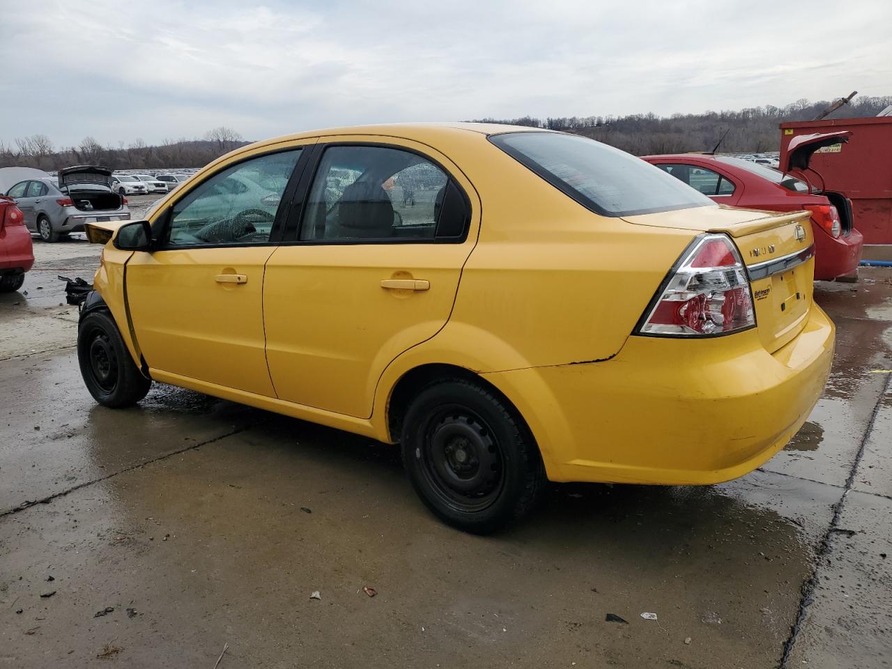 2011 Chevrolet Aveo - Image 2