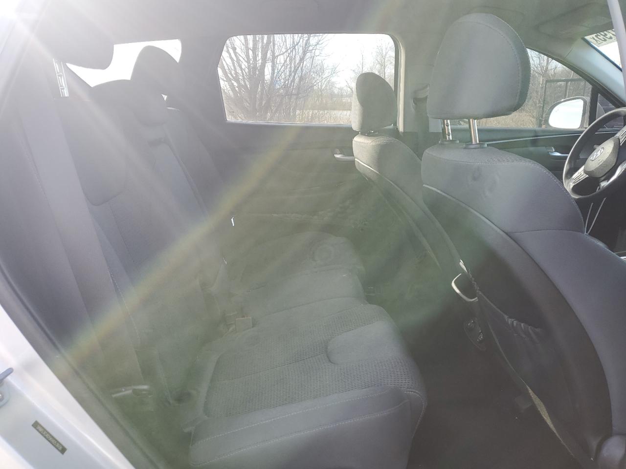 2019 Hyundai Santa Fe - Image 11