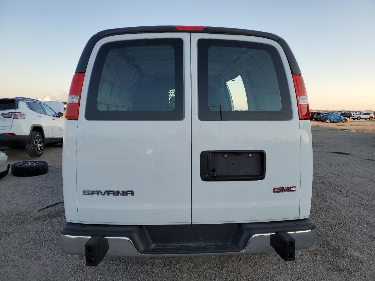 2024 GMC Savana G2500 VIN: 1GTW7AFP8R1180867 Lot: 45705185