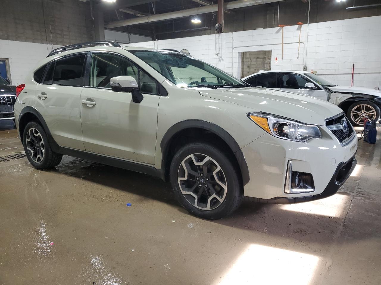 2016 Subaru XV - Image 4