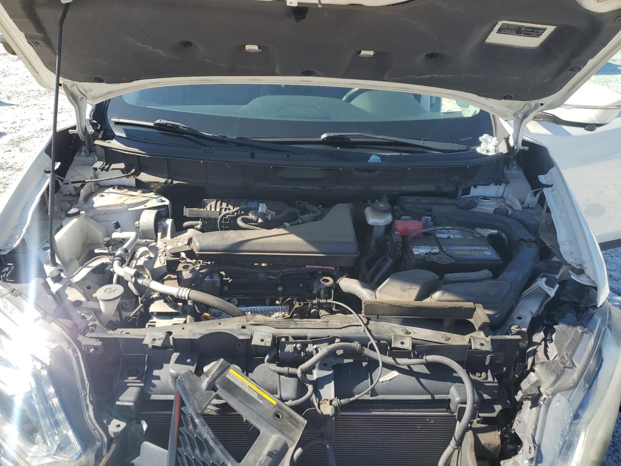 2015 Nissan Rogue - Image 12