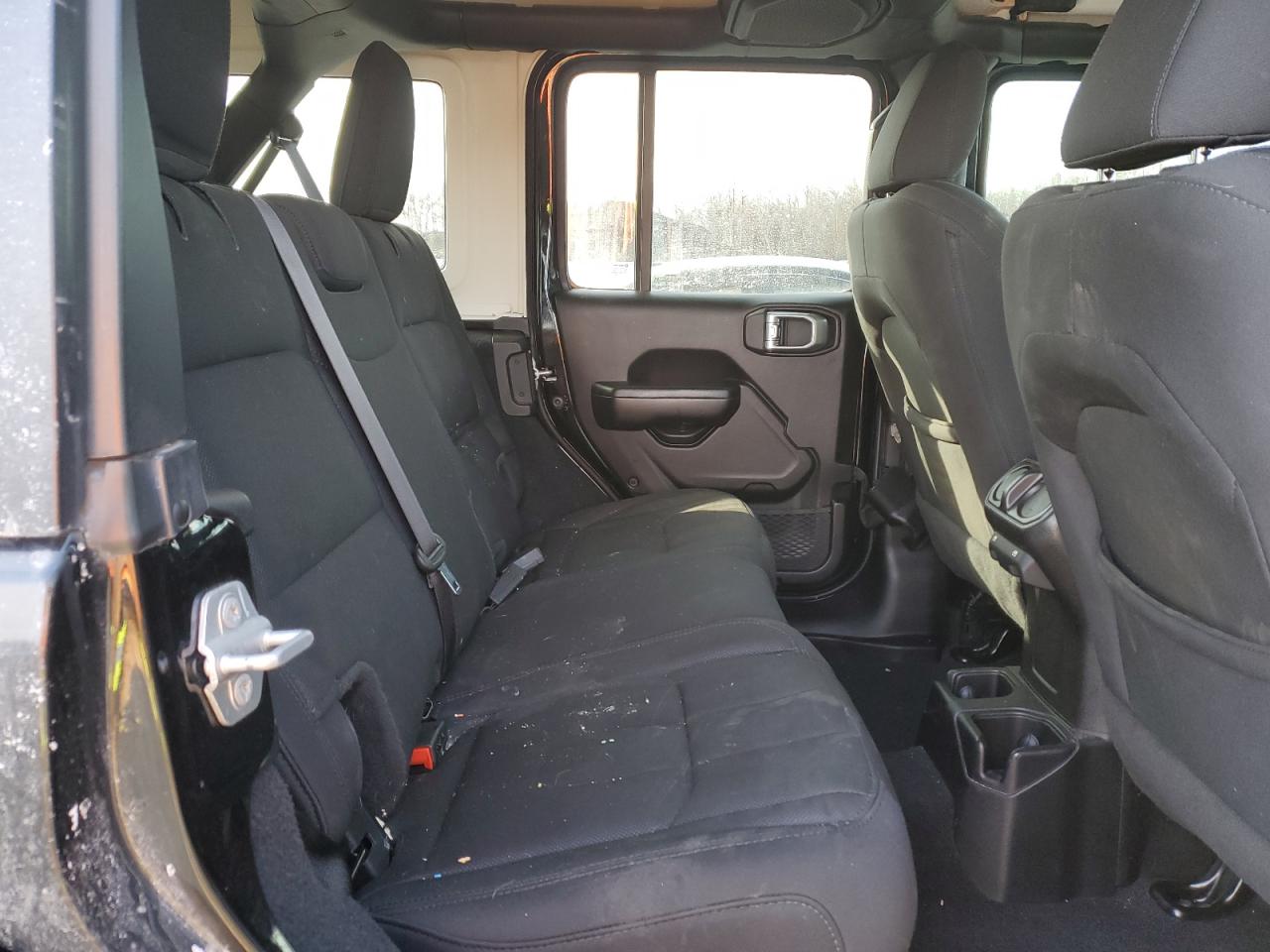 2019 Jeep Wrangler - Image 12