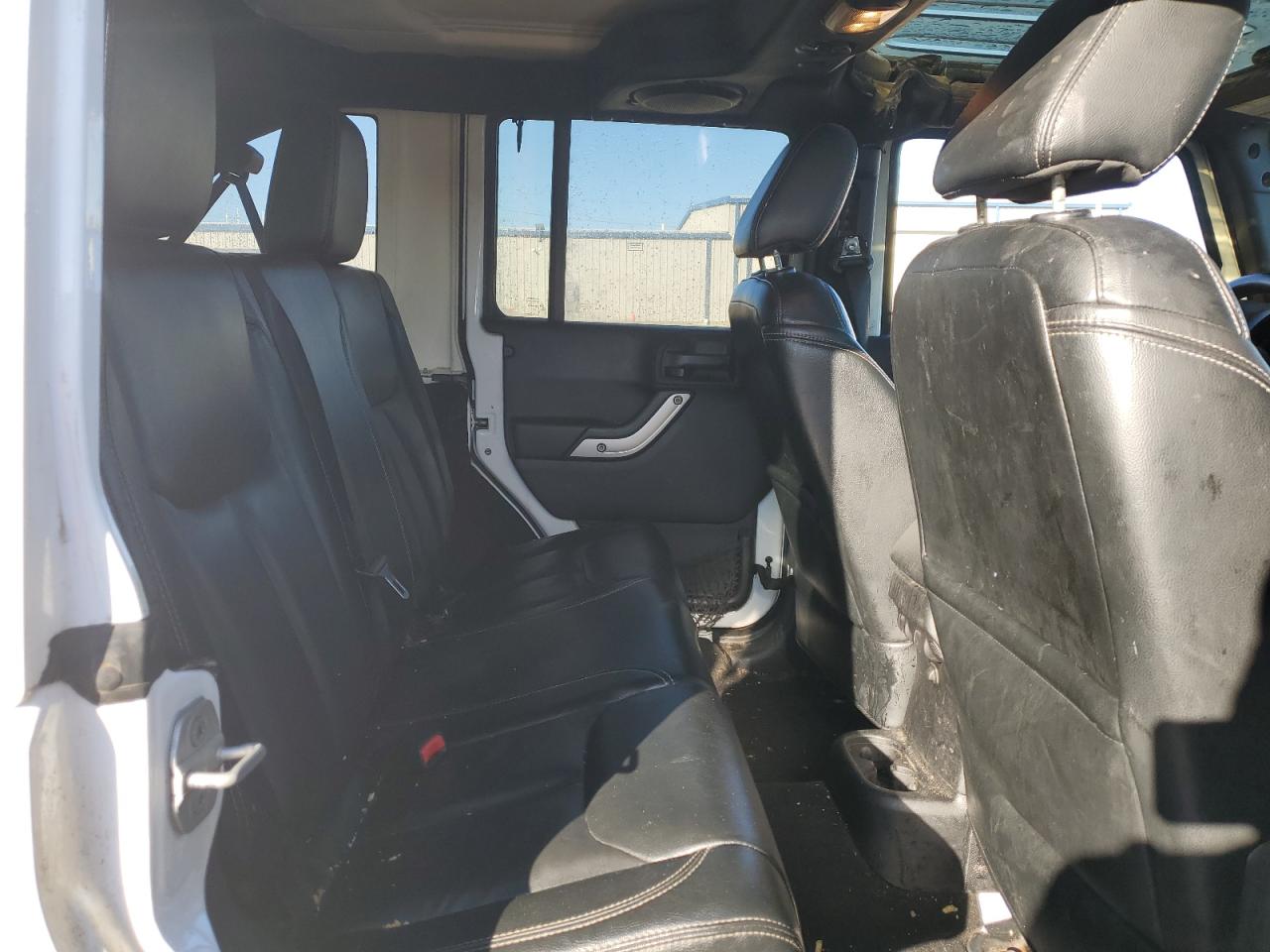 2013 Jeep Wrangler - Image 11