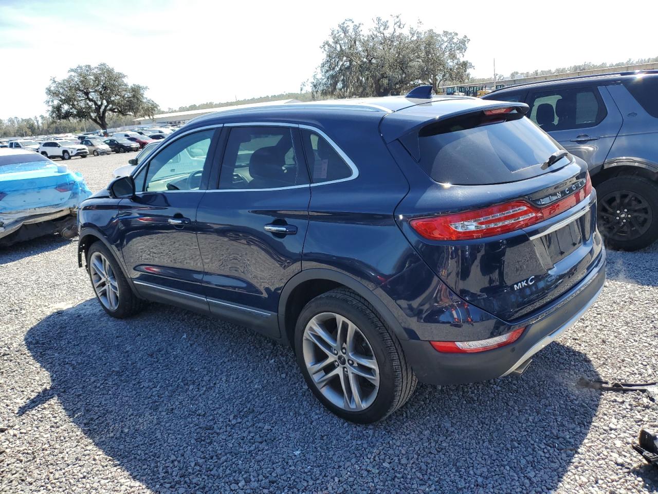 2019 Lincoln MKC - Image 2