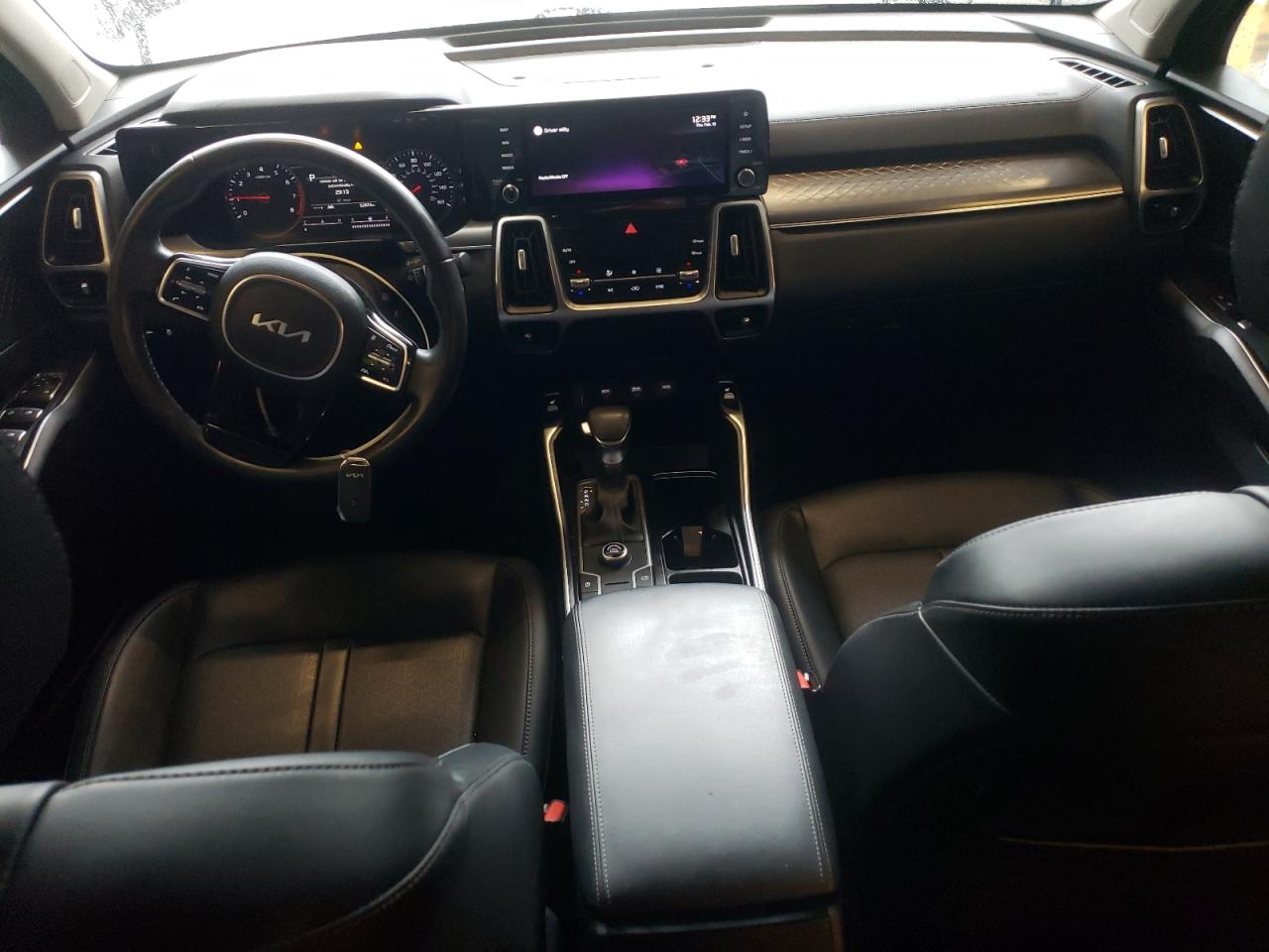 2022 Kia Sorento - Image 8