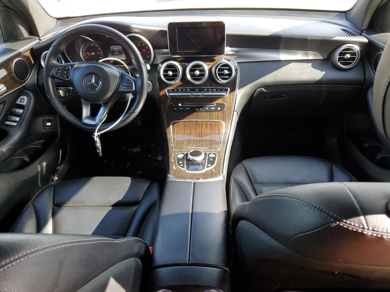 2017 Mercedes-Benz GLC - Image 8